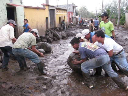 Hurricane Agatha 2022 wreaks havoc Mexico 10 people killed 20 others injured due to floods landslides us national hurricane centre osaka | Hurricane Agatha 2022: तूफान ‘अगाथा’ ने मैक्सिको में मचाई भारी तबाही, बाढ़ और भूस्खलन के कारण 10 लोगों की हुई मौत, 20 अन्य हए घायल