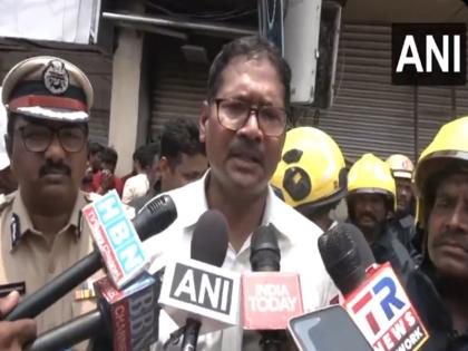 What led to the Hyderabad building fire that killed 17? Official reveals cause | Hyderabad's Gulzar House Fire: आग में जलने से नहीं, बल्कि इस वजह से हुई 17 लोगों की मौत, अधिकारी ने बताया कारण What led to the Hyderabad building fire that killed 17? Official reveals cause | Hyderabad's Gulzar House Fire: आग में जलने से नहीं, बल्कि इस वजह से हुई 17 लोगों की मौत, अधिकारी ने बताया कारण