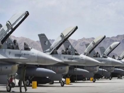 Pakistan says no to open airspace for India, asks first remove your planes from forward air Base | पाकिस्तान नहीं खोलेगा भारत के लिए हवाई क्षेत्र, कहा- पहले अग्रिम एयरबेस से हटाओ अपने लड़ाकू विमान