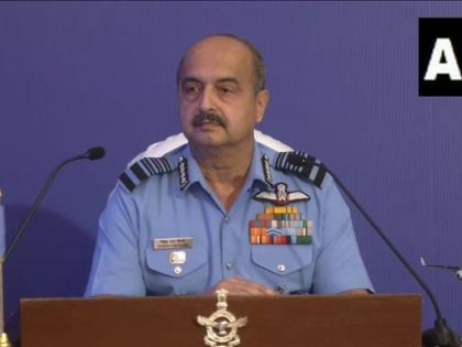 Indian Air Force Chief Air Chief Marshal VR Chaudhari says Transfer of technology China and Pakistan JF-17 fighter aircraft see video | Indian Air Force: एलएसी पर वायुसेना की नजर, एयर चीफ मार्शल चौधरी ने कहा-अग्निपथ योजना की सफलता सुनिश्चित करने के लिए कोई कसर नहीं छोड़ी, देखें वीडियो