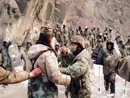 IAF sends over 68000 troops to eastern Ladakh after india china Galwan Valley clash | चीन के साथ गलवान घाटी में झड़प के बाद भारतीय वायुसेना ने 68 हजार से अधिक सैनिकों को पूर्वी लद्दाख भेजा था, सूत्र ने किया दावा