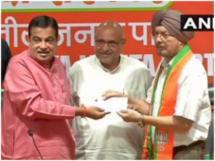 lok sabha election 2019: Former IAS officer of Punjab cadre, SS Channy, joins Bharatiya Janata Party (BJP) | लोकसभा चुनाव: पूर्व IAS ऑफिसर एसएस चन्नी भारतीय जनता पार्टी में शामिल 