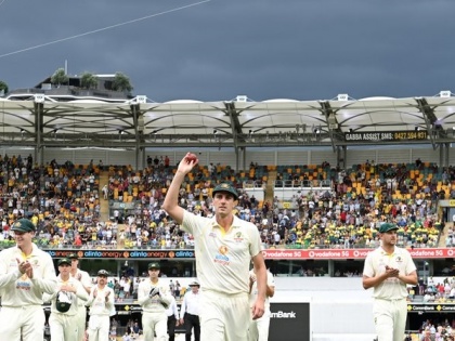 Ashes Series, AUS vs ENG 127 years Pat Cummins becomes first captain to take a five-wicket haul | Ashes Series: 127 साल पुराना इतिहास दोहराया, पहले मैच में कप्तान ने किया कमाल, झटके 5 विकेट