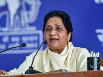 up elections 2022 bsp chief mayawati releases list of 53 candidates for the fourth phase | यूपी चुनावः बसपा प्रमुख मायावती ने चौथे चरण के लिए की 53 उम्मीदवारों की घोषणा, लखनऊ की 9 सीटों पर चार मुस्लिम प्रत्याशी