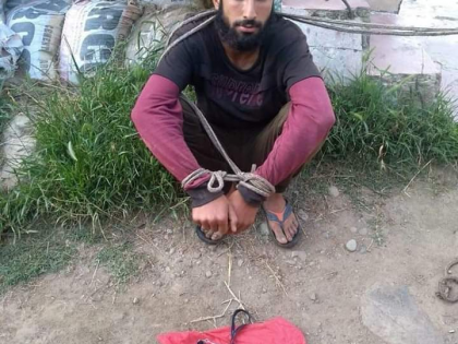 Jammu and Kashmir pakistan Lashkar-e-Taiba terrorist arrested Shopian 9 mm pistol two magazines recovered | शोपियां में लश्कर-ए-तैयबा आतंकी गिरफ्तार, 9 एमएम पिस्तौल, दो मैगजीन बरामद