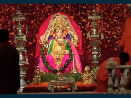 Stone pelting incident at 'Ganesh Pandal' in Surat sparks tensions, six arrested | Ganesh Utsav: सूरत में गणेश पंडाल पर पथराव की घटना से तनाव, छह गिरफ्तार, देखें वीडियो Stone pelting incident at 'Ganesh Pandal' in Surat sparks tensions, six arrested | Ganesh Utsav: सूरत में गणेश पंडाल पर पथराव की घटना से तनाव, छह गिरफ्तार, देखें वीडियो