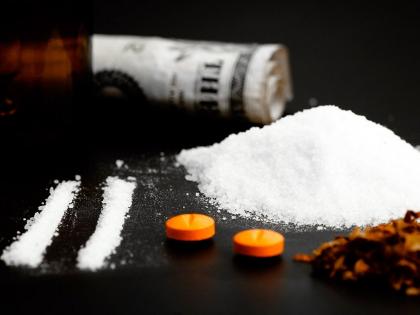 Brown Sugar worth Rs 100 crore recovered in Manipur, three arrested including one woman | मणिपुर में 100 करोड़ रूपये मूल्य की ब्राउन शुगर बरामद, एक महिला सहित तीन गिरफ्तार