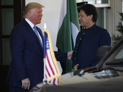 Pak pm imran khan and america president donald trump meeting aspects | राजेश बादल का ब्लॉग: एक तीर से कई निशाने साधते अमेरिका और पाक