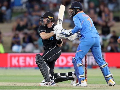 Ind vs NZ, 3rd ODI: New Zealand beat India in 3rd ODI to clean sweep in 3 match series | Ind vs NZ, 3rd ODI: भारतीय टीम लगातार हारी तीसरा मैच, न्यूजीलैंड ने वनडे सीरीज में किया क्लीन स्वीप