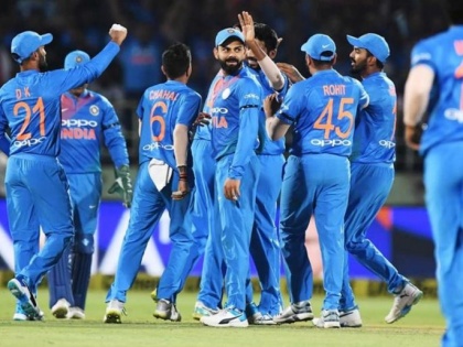 India vs Australia: Four changes in Team India playing XI for 4th odi, Pant, Rahul, Bhuvi, Chahal in | IND vs AUS: टीम इंडिया की प्लेइंग इलेवन में हुए चार बदलाव, धोनी के 'बिना' 15 साल बाद उतरा भारत
