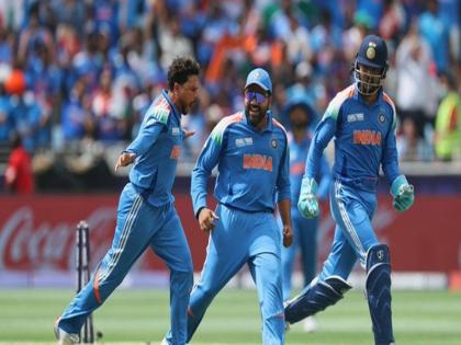 IND vs NZ, Champions Trophy 2025 Final Kuldeep Yadav dismissed Rachin Ravindra off the first ball | WATCH: कुलदीप यादव ने रचिन रवींद्र पहली गेंद में दिया चकमा, विस्फोटक बल्लेबाज के डिफेंस को चीरती हुई गेंद ने स्टंप्स की उड़ाई गिल्लियां