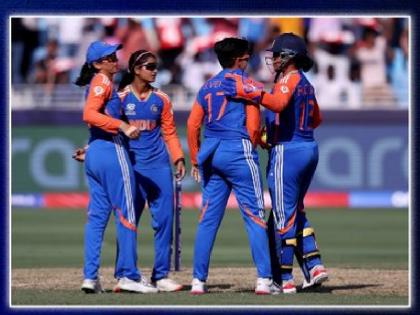 India vs Sri Lanka women live match Indian players wear black armbands to honour Pahalgam terror attack victims | IND-W vs SL-W: श्रीलंका के खिलाफ मैच के दौरान खिलाड़ियों ने बांधी काली पट्टी, पहलगाम हमले के पीड़ितों को दिया सम्मान