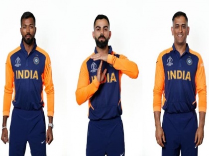 ICC World Cup 2019, India vs England: Virat Kohli reacts to India’s ‘smart’ orange jersey | ICC World Cup 2019, IND vs ENG: कोहली ने 'ऑरेंज जर्सी' को 10 में से दिए इतने अंक, बोले- 'हमें 'ब्लू' 'में गर्व महसूस होता है'