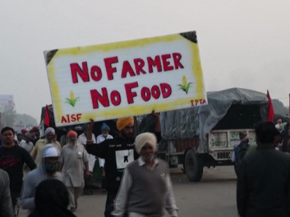 'Government adopting tricks to end agitation', farmers on hunger strike, read here 10 big things | 'आंदोलन खत्म करने के लिए हथकंडे अपना रही सरकार', भूख हड़ताल पर डटे किसान, यहां पढ़ें 10 बड़ी बातें 'Government adopting tricks to end agitation', farmers on hunger strike, read here 10 big things | 'आंदोलन खत्म करने के लिए हथकंडे अपना रही सरकार', भूख हड़ताल पर डटे किसान, यहां पढ़ें 10 बड़ी बातें