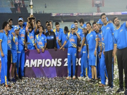 Indian Legends won the Road Safety World Series title | इंडिया लीजेंड्स ने जीता रोड सेफ्टी विश्व सीरीज का खिताब, यूसुफ पठान और युवराज सिंह की धमाकेदार पारी