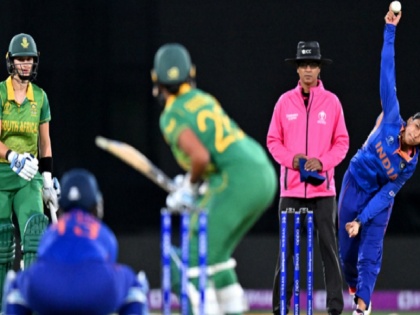 ICC Womens World Cup 2022 India Women team out of world cup after loosing of South Africa by 3 wickets | एक नो बॉल और बिगड़ गया खेल, रोमांचक मुकाबले में दक्षिण अफ्रीका से हारी भारतीय महिला टीम, वर्ल्ड कप से हुई बाहर