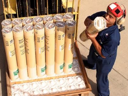 India's new $52-8 million submarine shield Sonobuoys buy anti-submarine warfare How new tech fortify nation's waters against growing Chinese forays PAKIstan | Anti-Submarine Sonobuoys: $5.28 करोड़ अमेरिकी डॉलर की पनडुब्बी ढाल?, ‘सोनोबॉय’ बेचेगा अमेरिका, कैसे नई तकनीक बढ़ती चीनी घुसपैठ के खिलाफ?