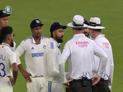 IND vs NZ: Rohit Sharma and Virat Kohli argued with the umpires over poor light, watch | IND vs NZ: खराब रोशनी को लेकर रोहित शर्मा और विराट कोहली ने अंपायरों से की बहस, देखें