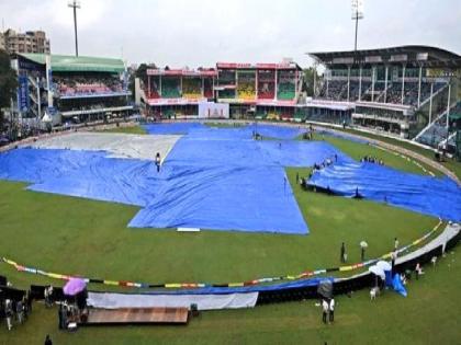IND vs BAN 2nd Test Day 2 LIVE Updates Match will start late due to rain in Kanpur India-Bangladesh match Will rain spoil | IND vs BAN 2nd Test Day 2 LIVE Updates: कानपुर में बारिश के कारण देरी से शुरू होगा मैच, भारत-बांग्लादेश मुकाबले पर छाए बादल; क्या बारिश कर देगी खेल खराब?