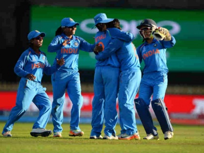 India beat Sri Lanka by 13 runs in first Women's T20I, Taniya Bhatia and Poonam shines | तानिया, पूनम ने किया कमाल, भारतीय महिला टीम ने श्रीलंका को पहले टी20 में 13 रन से हराया