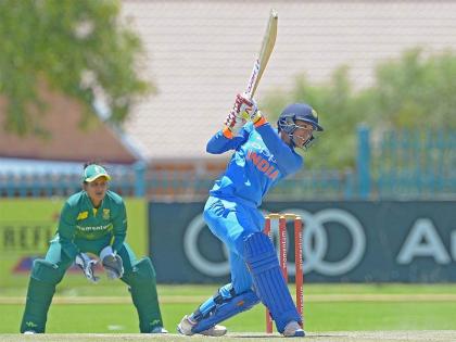 Indian women vs south african women live cricket score | Ind vs SA: दक्षिण अफ्रीका के खिलाफ भारतीय टीम ने बनाया बड़ा स्कोर, स्मृति मंदाना का शतक
