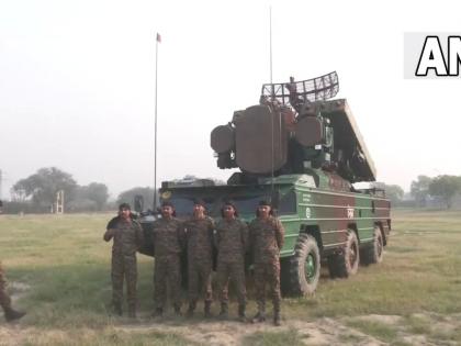 Amritsar Indian Army shows demo how Indian Air Defence systems AKASH missile system L-70 Air Defence Guns saved Golden Temple in Amritsar Pakistani missile drone attacks see video | पाकिस्तान के निशाने पर अमृतसर स्वर्ण मंदिर?, आकाश मिसाइल और L-70 एयर डिफेंस गन ने कैसे पाकिस्तानी मिसाइलों और ड्रोन हमलों से बचाया, देखिए वीडियो Amritsar Indian Army shows demo how Indian Air Defence systems AKASH missile system L-70 Air Defence Guns saved Golden Temple in Amritsar Pakistani missile drone attacks see video | पाकिस्तान के निशाने पर अमृतसर स्वर्ण मंदिर?, आकाश मिसाइल और L-70 एयर डिफेंस गन ने कैसे पाकिस्तानी मिसाइलों और ड्रोन हमलों से बचाया, देखिए वीडियो