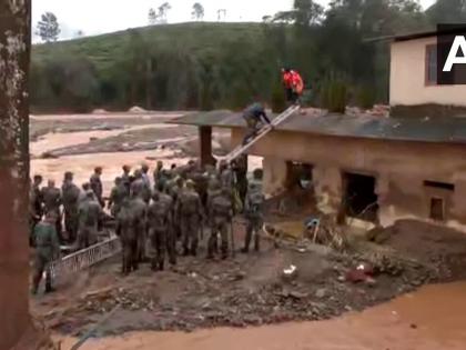 Wayanad Landslides News Live recovered 93 bodies 128 people receiving treatment Kerala CM Pinarayi Vijayan says heart-wrenching disaster see video | Wayanad Landslides News Live: अब तक 93 शव बरामद, 128 लोग घायल, सीएम विजयन ने कहा-दिल दहला देने वाली आपदा, देखें वीडियो