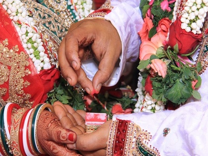 maharajganj women found 4 month pregnant after 1.5 month new marriage husband file case up crime news in hindi | UP: शादी के डेढ़ महीने बाद पत्नी के कोख में मिला 4 महीने का बच्चा, महिला के गर्भवती होने पर फिर जो हुआ...जानें पूरा मामला