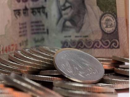 why indian rupee falling down here are the reason | आखिर क्यों लुढ़क रहा है हमारा रुपया, ये है वजह?