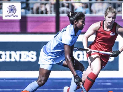 Commonwealth Games 2018: Indian Womens Hockey team beat England 2-1 | CWG 2018: भारतीय महिला हॉकी टीम ने इंग्लैंड को 2-1 से हराया, दर्ज की लगातार दूसरी जीत