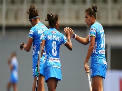 Indian women’s hockey team China tour cancelled due to Coronavirus outbreak | कोरोना वायरस की वजह से भारतीय महिला हॉकी टीम का चीन दौरा रद्द