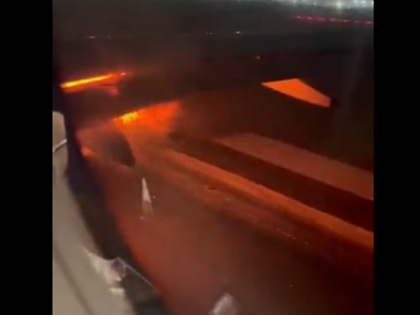 Indigo aircraft engine fire at Delhi airport spark emanating video surfaced | दिल्ली हवाई अड्डे पर इंडिगो विमान के इंजन में लगी आग, चिंगारी निकलते वीडियो आया सामने, मची अफरा-तफरी