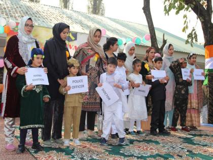 Dagger Family School built by Indrani Balan Foundation in Baramulla, Kashmir celebrates 2nd Annual Day Celebration | कश्मीर के बारामूला में इंद्राणी बालन फाउंडेशन द्वारा निर्मित डैगर परिवार स्कूल ने मनाया दूसरा वार्षिक दिवस समारोह Dagger Family School built by Indrani Balan Foundation in Baramulla, Kashmir celebrates 2nd Annual Day Celebration | कश्मीर के बारामूला में इंद्राणी बालन फाउंडेशन द्वारा निर्मित डैगर परिवार स्कूल ने मनाया दूसरा वार्षिक दिवस समारोह