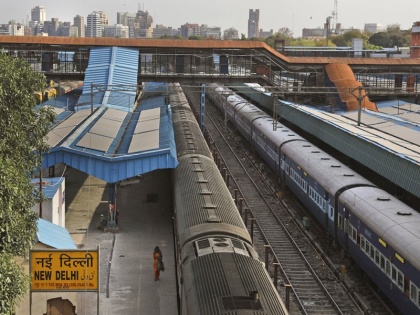 Railways offers full refund to passengers unable to board trains from Delhi till 9 pm today | रेलवे का बड़ा ऐलान: किसान आंदोलन की वजह से ट्रेन मिस करने वाले यात्रियों को बड़ी राहत, टिकट का पूरा पैसा मिलेगा रिफंड