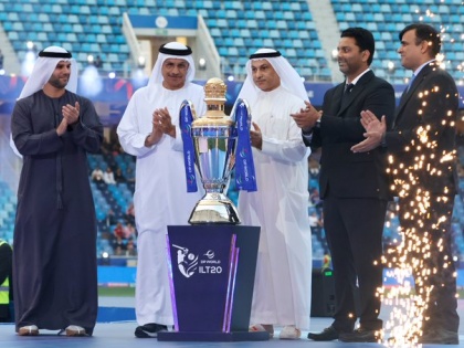 International League T20 2023 Dubai Capitals won 73 runs vs Abu Dhabi Knight Riders Rovman Powell PLAYER OF THE MATCH 29 balls 48 runs 3 six 3 fours video | International League T20 2023: दुबई कैपिटल्स ने किया शानदार आगाज, अबुधाबी नाइट राइडर्स को 73 रन से हराया, पॉवेल की कप्तानी पारी, 29 गेंद और 48 रन