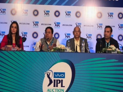 ipl auction 2019 list of all teams available purse slots and money to spend | IPL Auction 2019: आईपीएल-12 के लिए जयपुर में कल नीलामी, जानिए किस टीम के पास है कितना पैसा