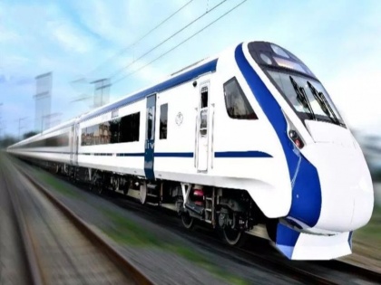 Vande Bharat Express: Indian Railways to install additional CCTVs in Train 18 to curb the menace of stone pelting | भारत की सबसे तेज चलने वाली ट्रेन 'वंदे भारत' पर पत्थर फेंकने वालों को ऐसे सबक सिखाएगा रेलवे