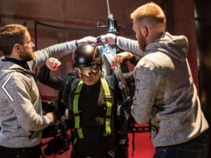 Wearing this suit will fly like Ironman, you will be worth three crore rupees | इस सूट को पहनकर आयरनमैन की तरह उड़ पाएंगे आप, कीमत तीन करोड़ रूपये Wearing this suit will fly like Ironman, you will be worth three crore rupees | इस सूट को पहनकर आयरनमैन की तरह उड़ पाएंगे आप, कीमत तीन करोड़ रूपये