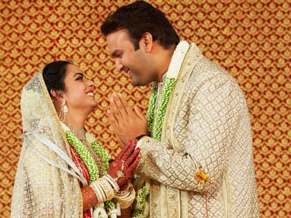 isha ambani anand piramal first wedding anniversary | Wedding Album: ईशा अंबानी की शादी को हुआ एक साल, बिग बी ने अदा की थी ये रस्म