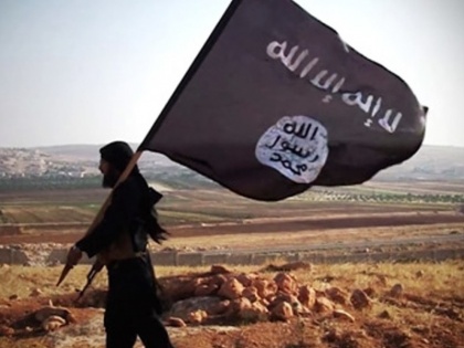 British newspaper claims ISIS is planning attacks in Europe | ब्रिटिश अखबार का दावा, यूरोप में हमलों की योजना बना रहा है ISIS