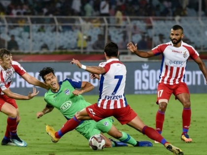 Indian Super League 2018: Bengaluru FC beat ATK 2-1 | ISL 2018: बेंगलुरू एफसी ने पिछड़ने के बाद की वापसी, एटीके को 2-1 से हराया