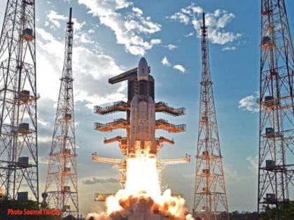 Changes launch schedule of Gaganyaan government told when the manned mission will be sent to space | गगनयान के प्रक्षेपण कार्यक्रम में बदलाव, सरकार ने बताया अंतरिक्ष में मानव मिशन कब भेजा जाएगा