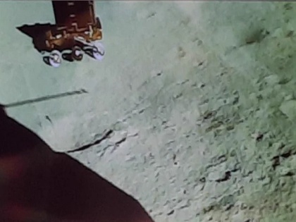 Chandrayaan 3 Rover Quake on Moon? Chandrayaan 3's seismic probe detects 'natural' movement see vide | Chandrayaan 3 Rover: चंद्रमा पर भूकंप?, इसरो ने कहा-कंपन को रिकॉर्ड करने में कामयाब रहे, देखें वीडियो