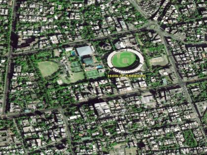 cartosat 2 satellite sent first photo from space | इसरो के कार्टोसैट-2 सैटेलाइट ने भेजी पहली फोटो, स्पेस से ऐसा दिखाई दिया ये स्टेडियम 