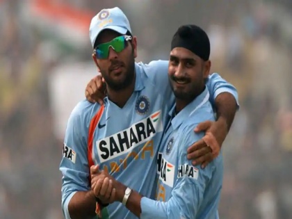 Yuvraj Singh Recalls Pranks, 2002 Natwest Final | ...जब हरभजन और युवराज के मजाक से नाराज हुए भारतीय कप्तान, इस्तीफा देने को हो गए तैयार