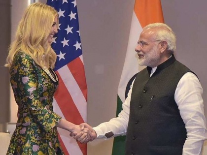 Trump's daughter Ivanka trump say thank to PM Narendra Modi for shares yoga videos to reduce stress | कोरोना महामारी के बीच PM मोदी ने शेयर किए योग करते हुए वीडियो, तो जानें ट्रंप की बेटी इवांका ने ट्वीट कर क्या कहा