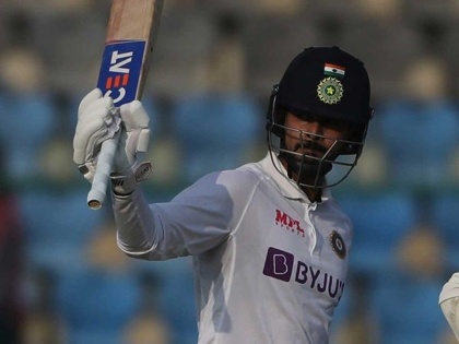 shreyas iyer hits century on his Debut test | IND Vs NZ 1st Test: श्रेयस अय्यर ने लगाया शतक, टेस्ट डेब्यू में शतक जड़ने वाले 16वें भारतीय बल्लेबाज बने