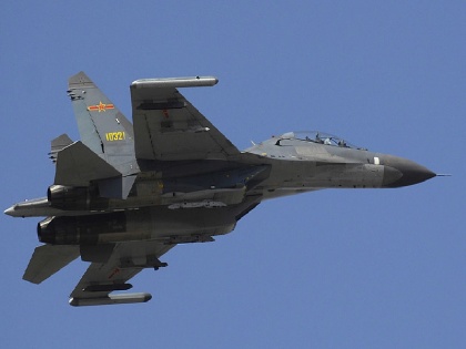 Two dozen chinese fighter jets carry out exercise opposite eastern ladakh and India watches closely | फिर साजिश तो नहीं रच रहा चीन! पूर्वी लद्दाख के नजदीक उड़ाए दो दर्जन लड़ाकू विमान, गतिविधियों पर नजर रख रहा है भारत