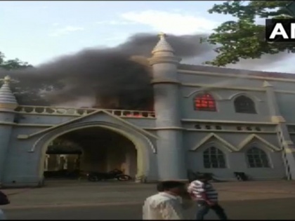 Madhya Pradesh: Fire breaks out at Jabalpur High Court | मध्यप्रदेश: जबलपुर हाई कोर्ट में लगी भीषण आग