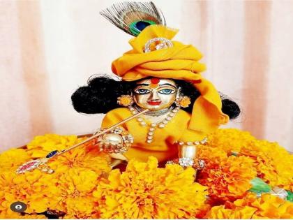 Krishna Janmashtami 2024 Vrat Vidhi Laddu Gopal Jai makhan chor radhe-radhe devotee not suffer God door open for 20 hours on 26th August see schedule | Krishna Janmashtami 2024: जय हो लड्डू गोपाल की, भक्त को कष्ट ना हो, भगवान द्वार 26 अगस्त को 20 घंटे के लिए खुले, देखिए शेयडूल